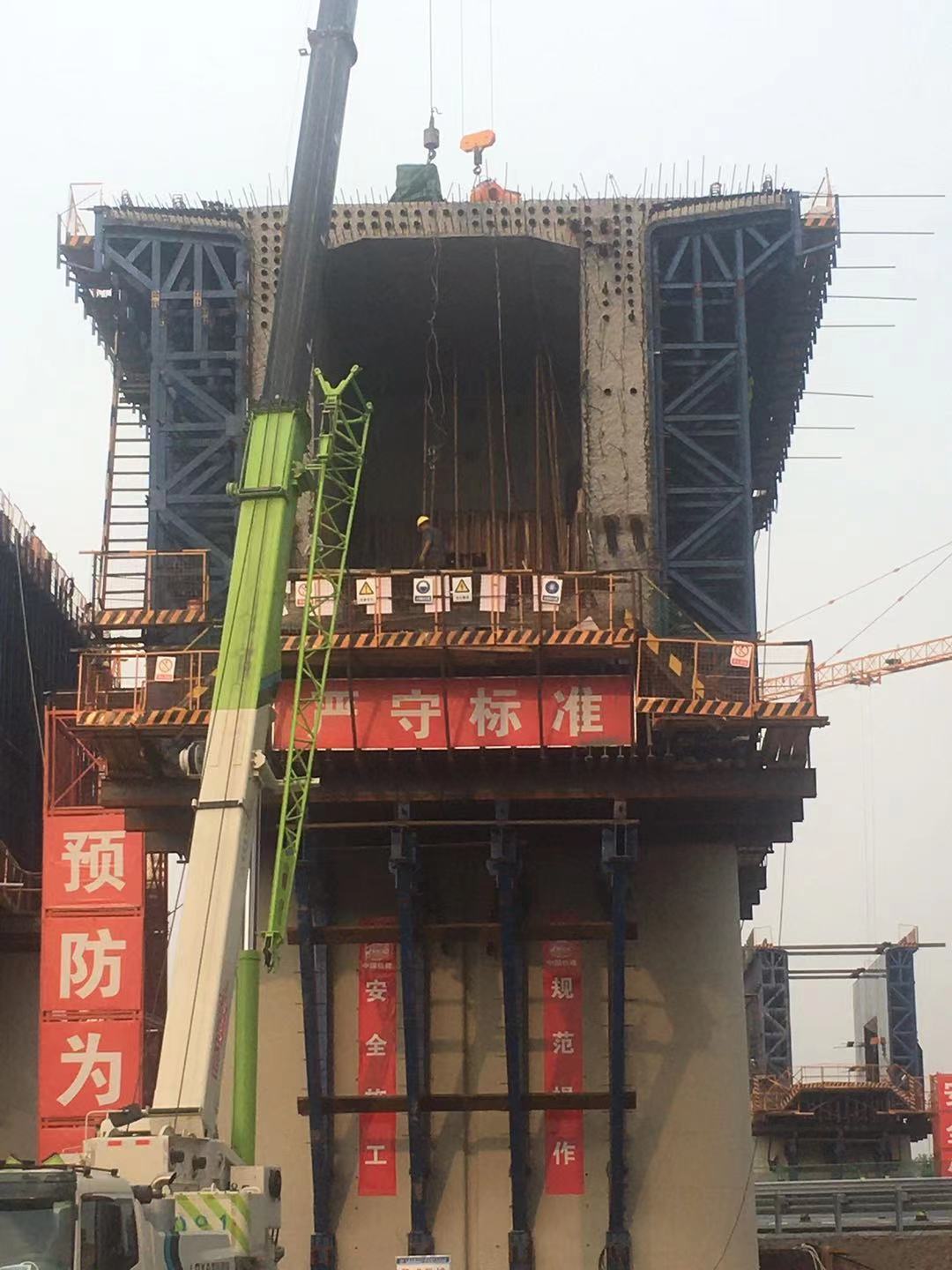 賽姆預(yù)應(yīng)力機械設(shè)備